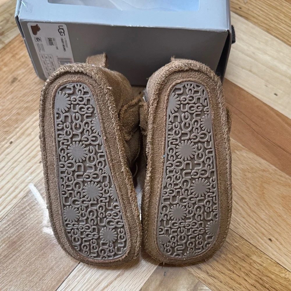 Cozy Brown Ugg Kids Boots 12-18M